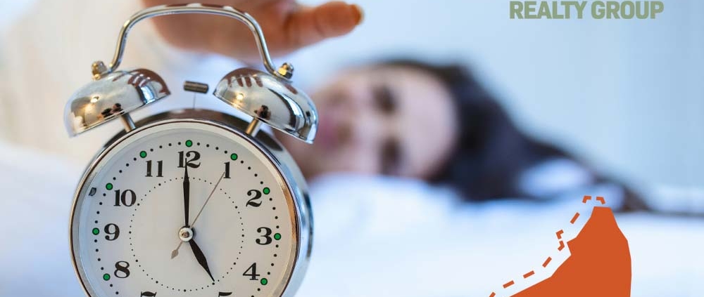 How Daylight Savings Time Affects Kelowna Real Estate (and Your Sanity)